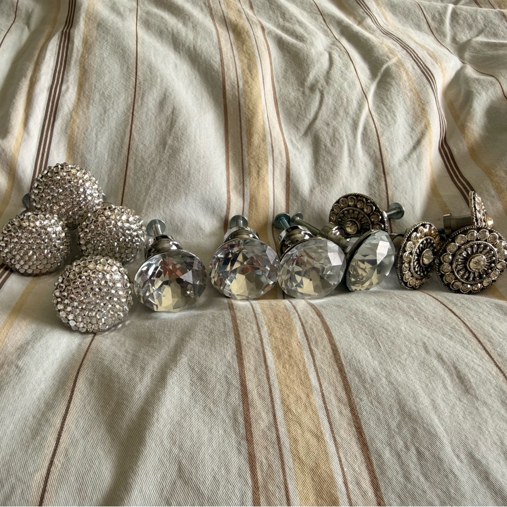Set of 12 Crystal Drawer Knobs – BoHo & Glam Home Hardware - Picture 2 of 6